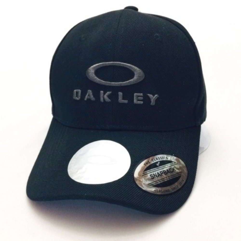 Oakley Hat